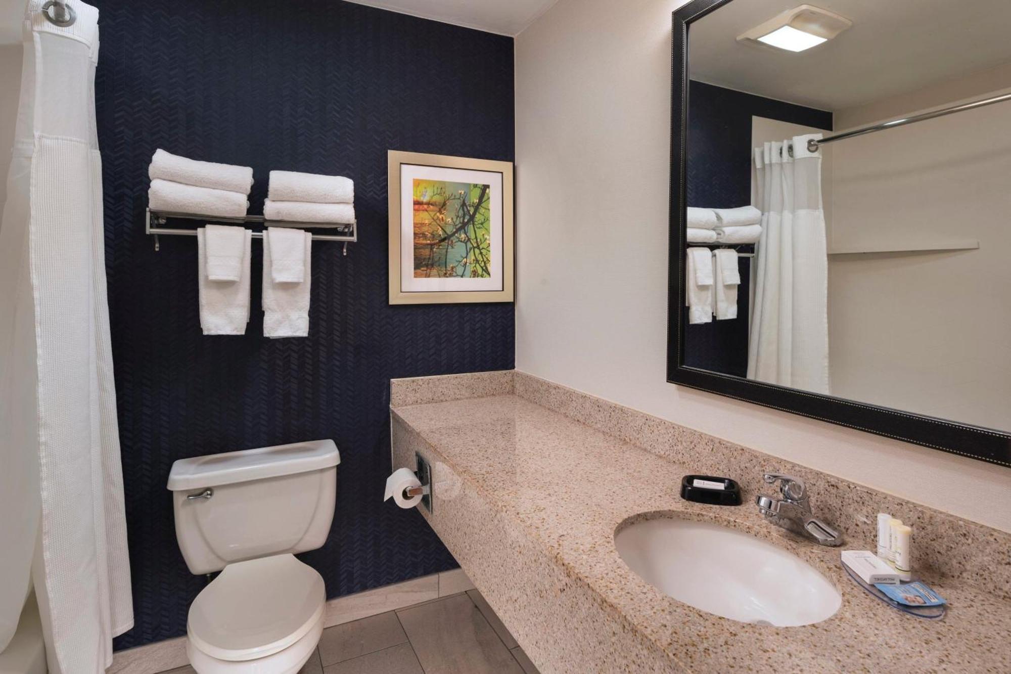 Fairfield Inn Saint Louis Коллинсвилл Экстерьер фото