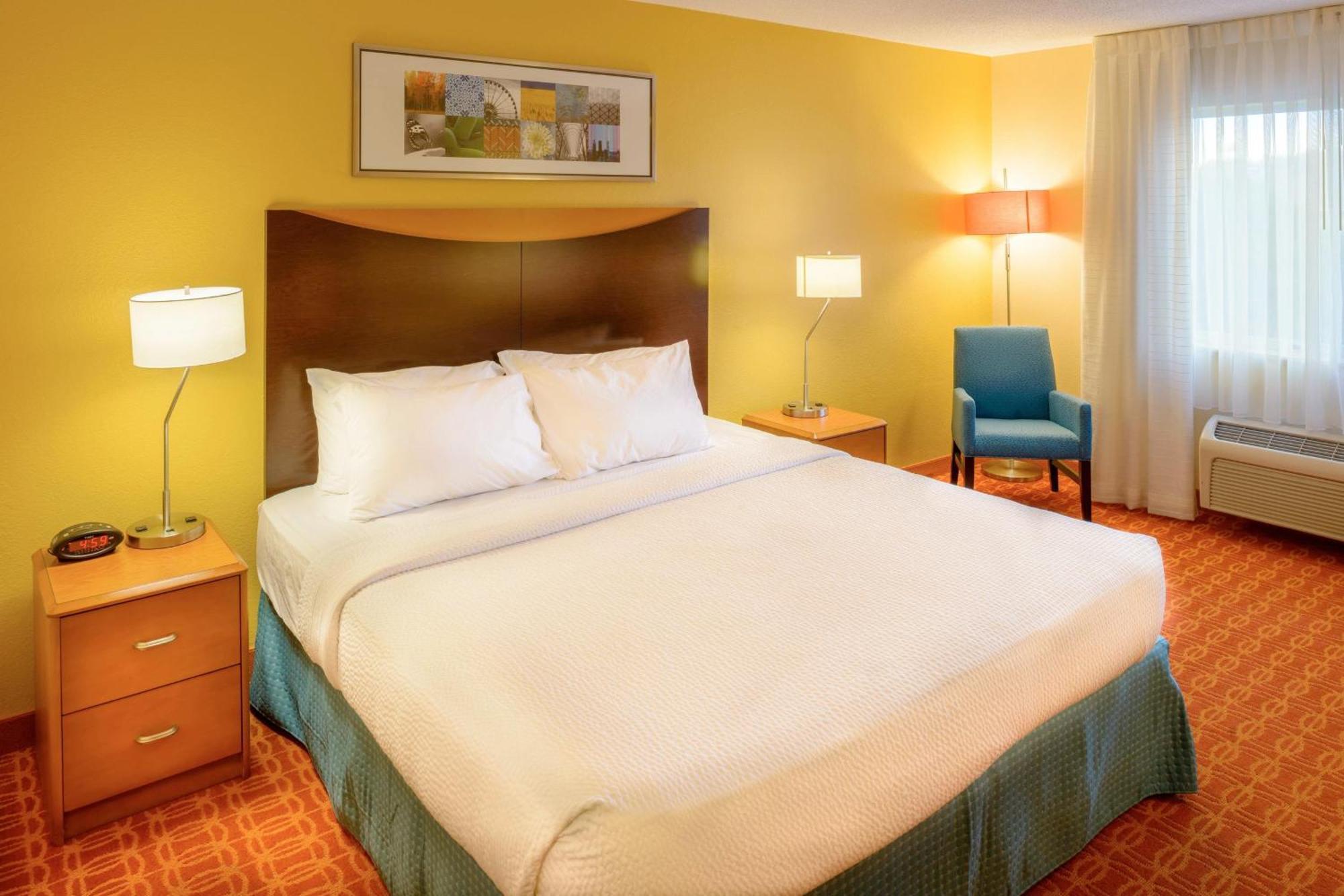 Fairfield Inn Saint Louis Коллинсвилл Экстерьер фото