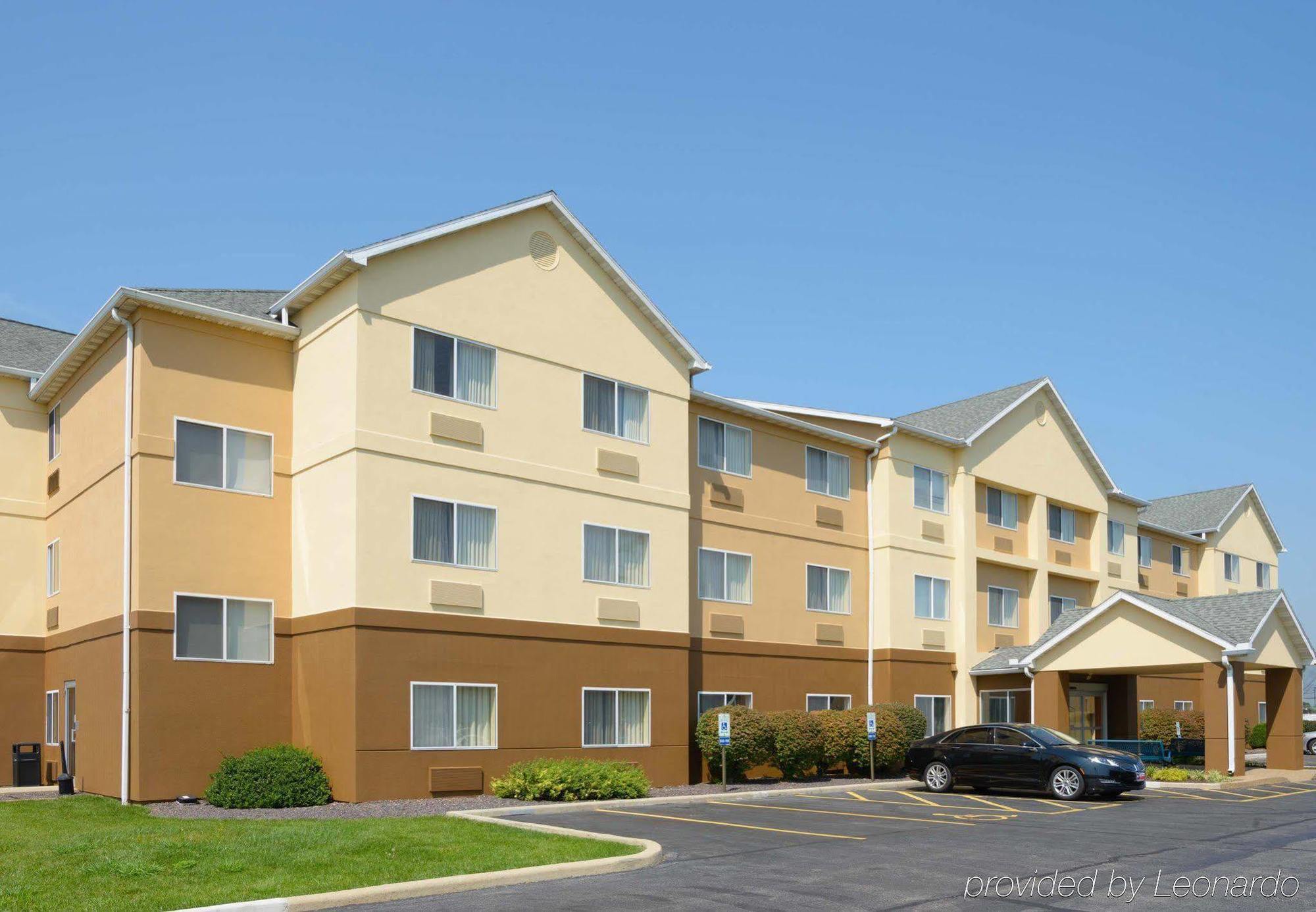Fairfield Inn Saint Louis Коллинсвилл Экстерьер фото